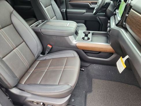 New 2026 Chevrolet Silverado 2500 High Country w/ High Country Premium Package AWD/4WD image 19
