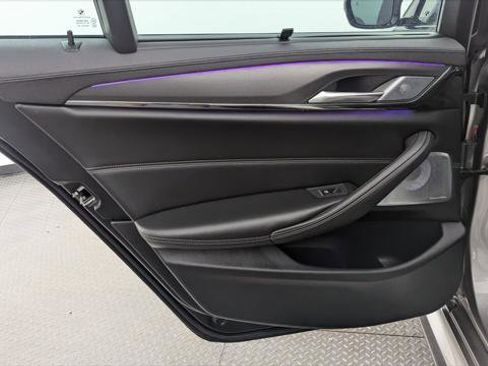 Used 2019 BMW M5 w/ Executive Package image 17