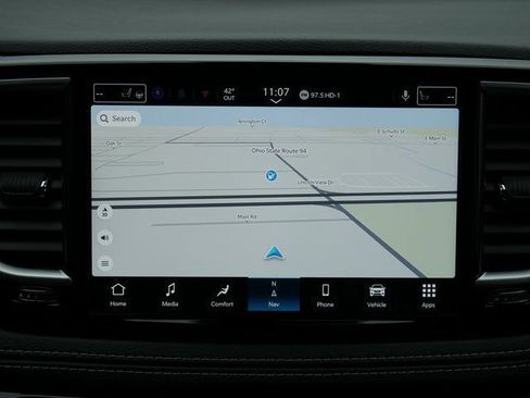 New 2026 Chrysler Pacifica Limited w/ Uconnect Theater Family Group AWD/4WD image 5