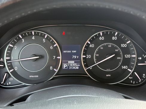 Used 2017 Nissan Armada Platinum w/ Interior Lighting Package AWD/4WD image 26