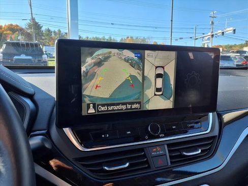 Certified 2024 Nissan Altima 2.0 SR image 11