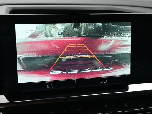 Used 2022 GMC Sierra 1500 Elevation image 16