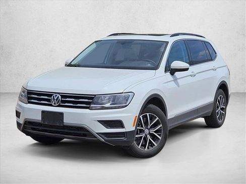 Used 2021 Volkswagen Tiguan SE w/ Panoramic Sunroof Package image 1