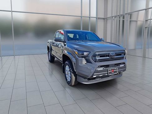 New 2026 Toyota Tacoma SR5 image 5