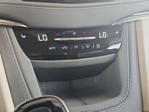 Used 2024 Cadillac XT5 Premium Luxury FWD image 18