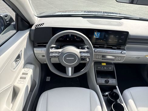New 2026 Hyundai Kona SEL Premium AWD/4WD image 17