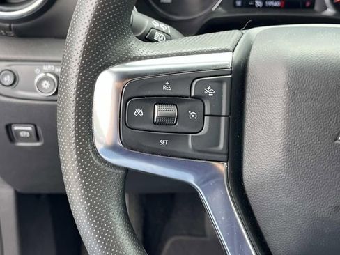 Used 2025 Chevrolet Blazer LT AWD/4WD image 28
