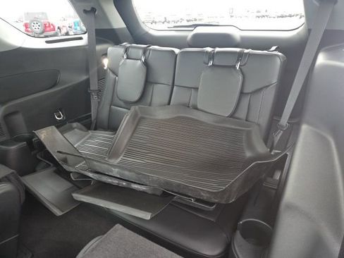 Used 2023 Ford Explorer XLT w/ Equipment Group 202A image 17