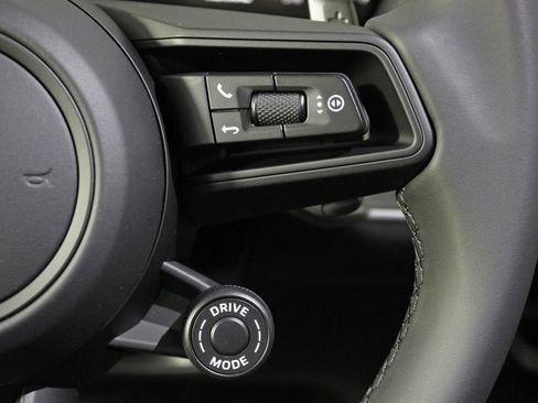 New 2026 Porsche Cayenne Coupe image 25