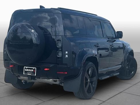 Used 2025 Land Rover Defender 110 X AWD/4WD image 12
