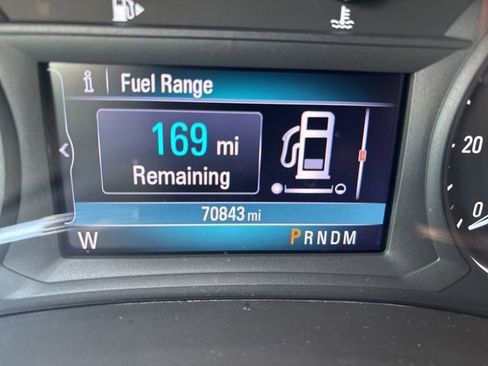 Used 2021 Buick Encore Preferred AWD/4WD image 11