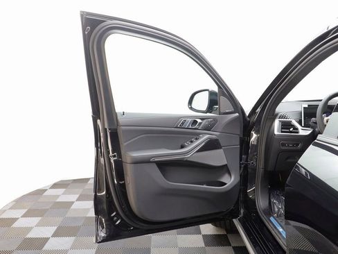 New 2026 BMW X7 xDrive40i w/ M Sport Package AWD/4WD image 5