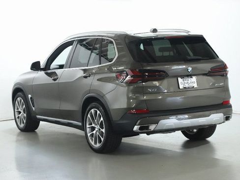 Used 2026 BMW X5 xDrive40i AWD/4WD image 45