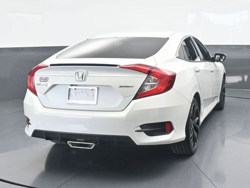 Used 2020 Honda Civic Sport image 5