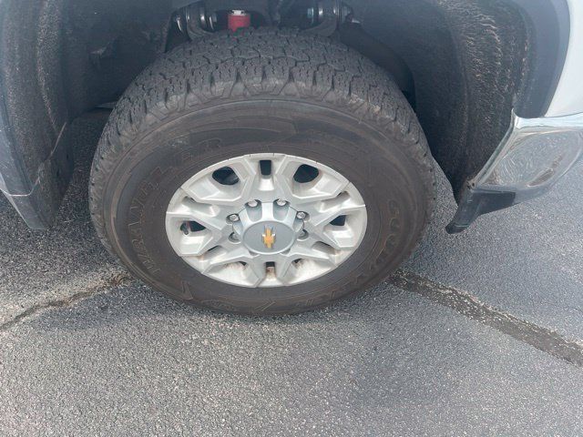 Used 2022 Chevrolet Silverado 2500 LTZ w/ Gooseneck/5TH Wheel Package AWD/4WD image 15