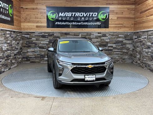 New 2025 Chevrolet Trax LT w/ Driver Confidence Package image 2