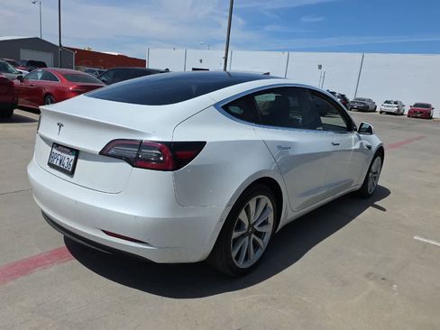 Used 2020 Tesla Model 3 Standard Range RWD image 3