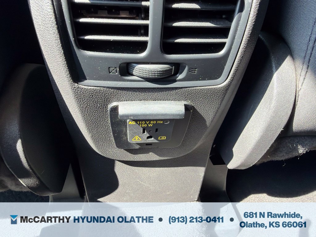 Used 2017 Ford Escape SE w/ SE Cold Weather Package AWD/4WD image 21
