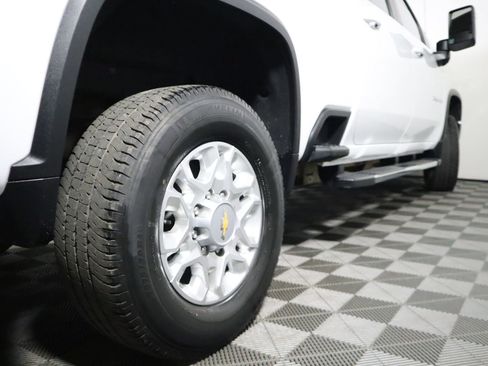 Used 2023 Chevrolet Silverado 2500 LT w/ Convenience Package image 26