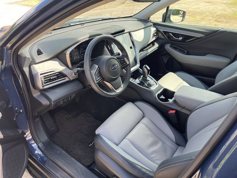 Used 2023 Subaru Outback Limited AWD/4WD image 6