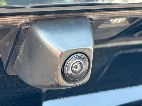 Used 2025 Ford Escape Platinum AWD/4WD image 9