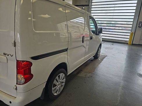 Used 2021 Nissan NV200 SV FWD image 3