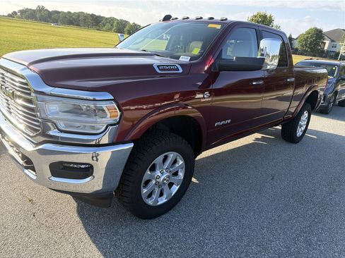 Used 2022 RAM 2500 Laramie AWD/4WD image 5