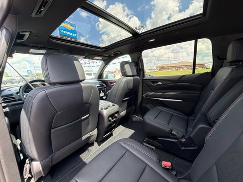New 2026 Chevrolet Traverse Z71 w/ Driver Confidence Package AWD/4WD image 22