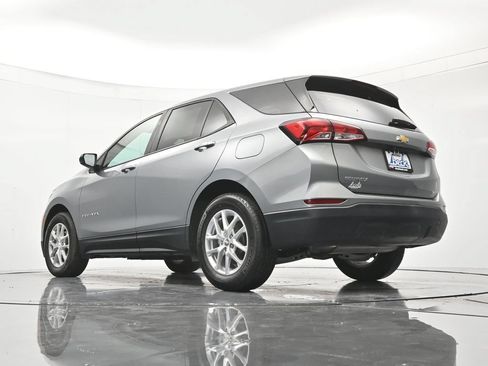 Used 2023 Chevrolet Equinox LS w/ LS Convenience Package FWD image 42