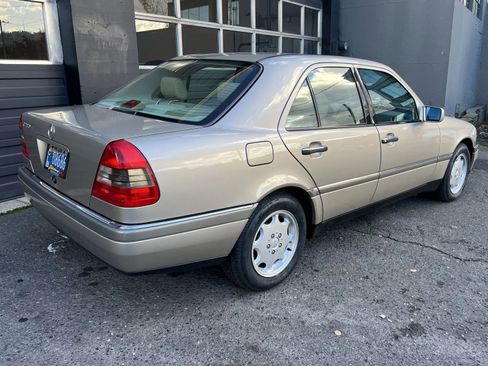 Used 1997 Mercedes-Benz C 280 Sedan image 6