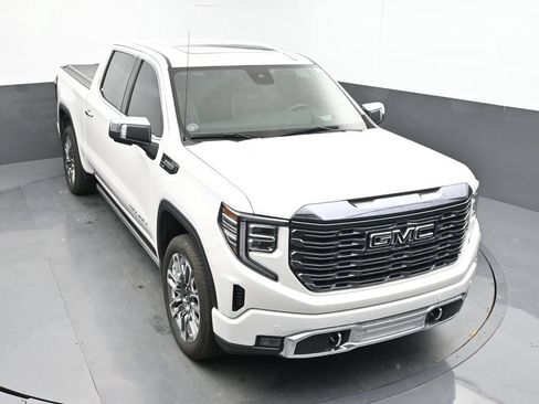 Used 2024 GMC Sierra 1500 Denali Ultimate AWD/4WD image 43