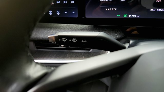 Used 2024 Lucid Air Pure RWD image 58