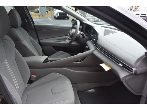 New 2026 Hyundai Elantra SEL Sport Premium image 14