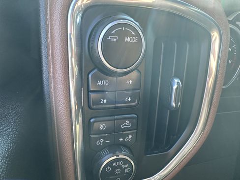 Used 2023 Chevrolet Silverado 2500 High Country image 30