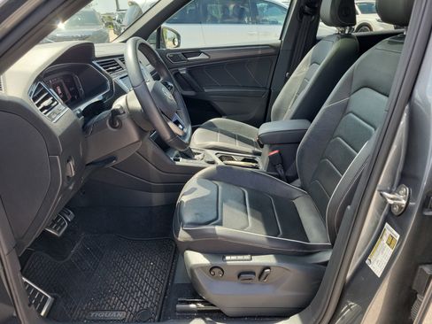 Used 2022 Volkswagen Tiguan SEL R-Line image 23