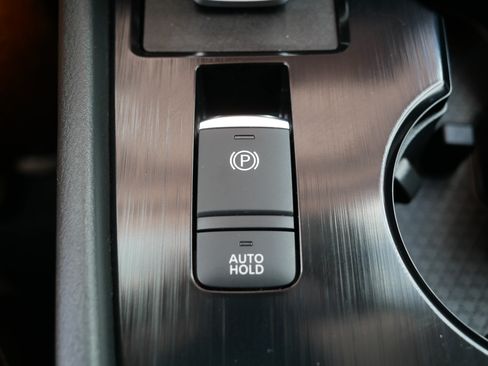 Certified 2023 Nissan Rogue SV AWD/4WD image 32
