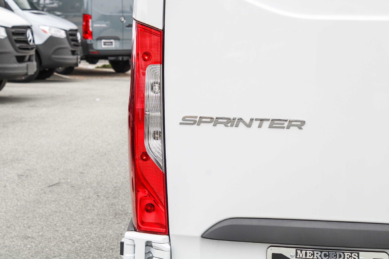 New 2025 Mercedes-Benz Sprinter 2500 image 9