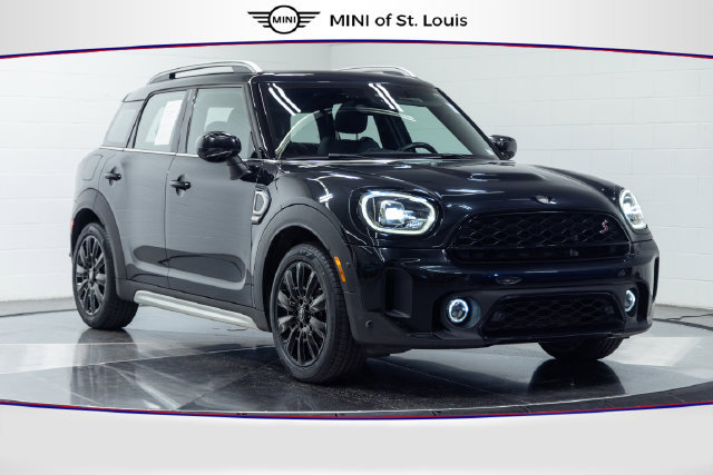 Used 2023 MINI Cooper Countryman S FWD image 1