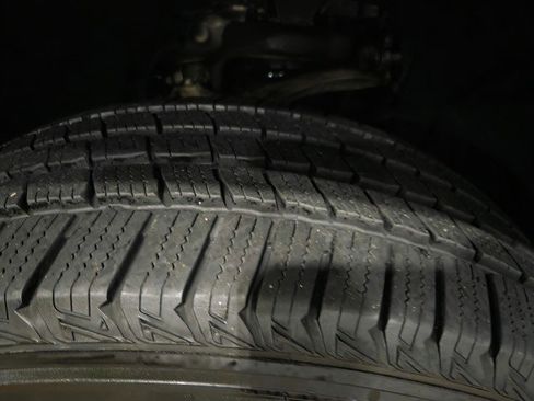 Used 2019 Chevrolet Silverado 1500 LT w/ Texas Edition image 82