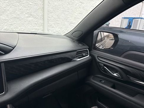 Used 2022 GMC Yukon Denali image 28