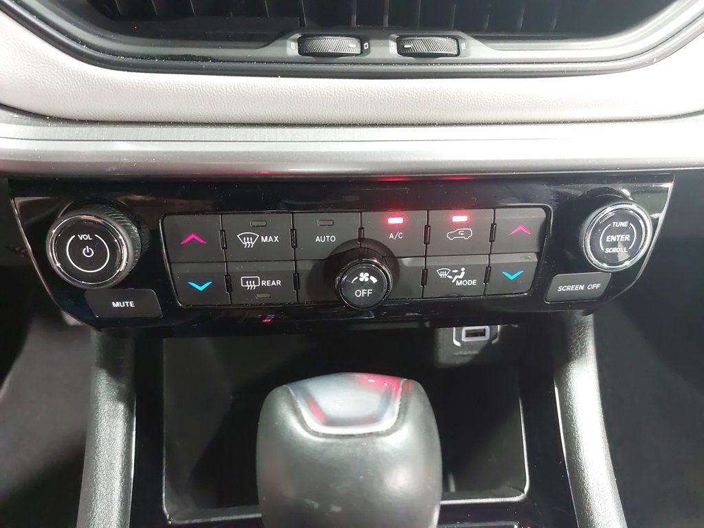 Used 2025 Jeep Compass Limited AWD/4WD image 20