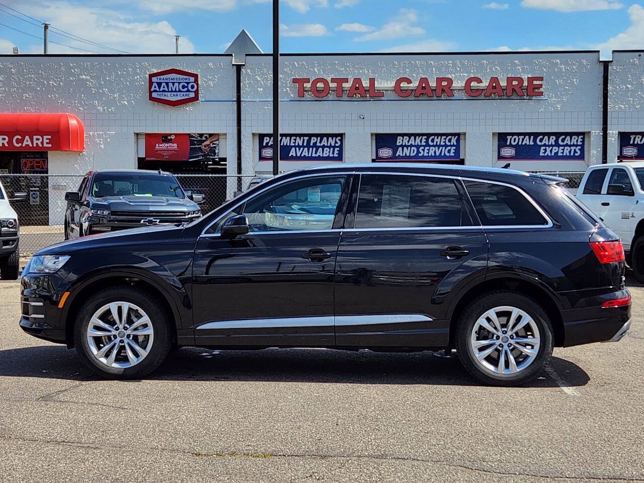 Used 2017 Audi Q7 3.0T Premium Plus AWD/4WD image 2