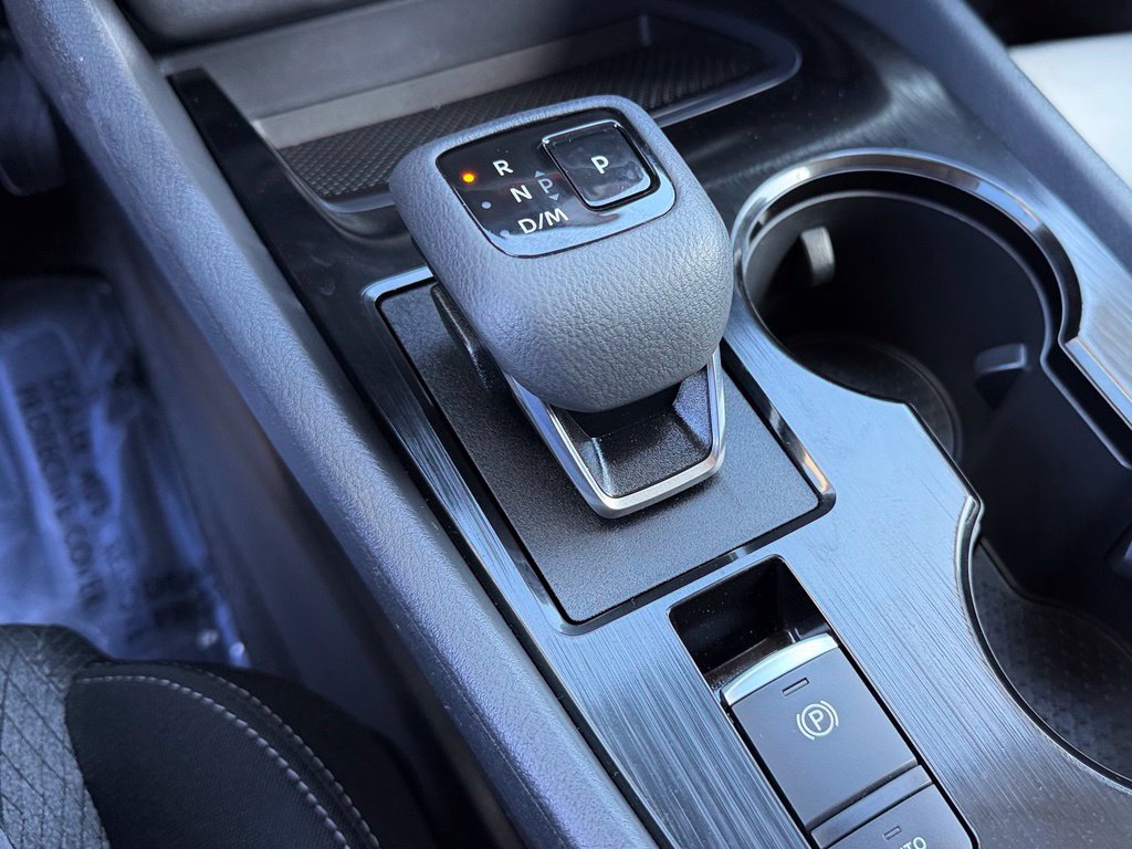 Certified 2026 Nissan Rogue SV FWD image 18