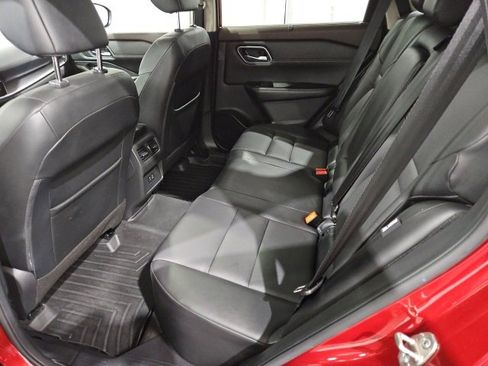 Certified 2021 Nissan Rogue SV w/ Premium Package image 11