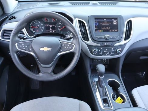 Used 2024 Chevrolet Equinox LS FWD image 17