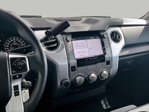 Used 2021 Toyota Tundra SR5 AWD/4WD image 7