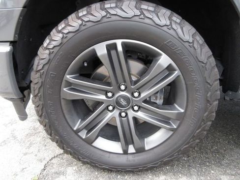 Certified 2021 Ford F150 XLT w/ Equipment Group 302A High image 5