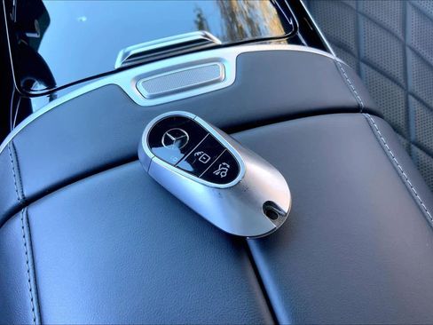 Used 2023 Mercedes-Benz S 580 4MATIC Sedan image 15