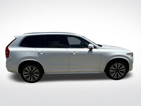 Used 2020 Volvo XC90 T6 Momentum w/ Protection Package Premier AWD/4WD image 11