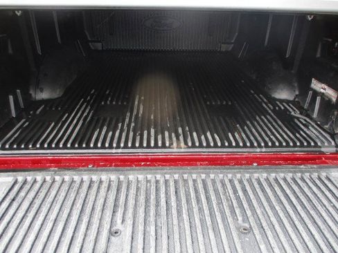Used 2019 Ford F150 Lariat AWD/4WD image 8